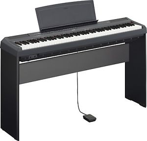 Yamaha P115 + Stand Black
