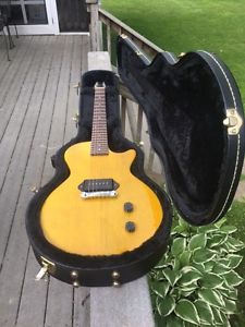 Heritage Guitar H137