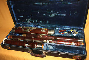 Carl Wunderlich Bassoon #705 Czechoslovakia Wood + Case + 3 Bocals + Mouthpiece