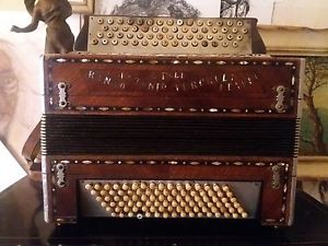 Magifique Accordéon de" Ranco Antonio Vercelli  ITALIA "FISARMONICA fin du XIX°s