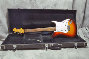 1990s Fender Japan Electric Guitar ST62-138 3-Tone Sunburst [EX] w/ Hard Case