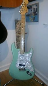 Fender Stratocaster  (USA_Customized_Surf Green)