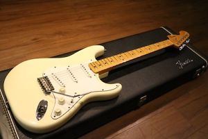 Fender: Electric Guitar '97 VooDoo Stratocaster Mod. USED