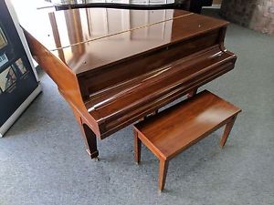 Kawai Mahogany Baby Grand Piano