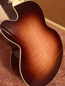 Gibson J-165 Antique Sunburst