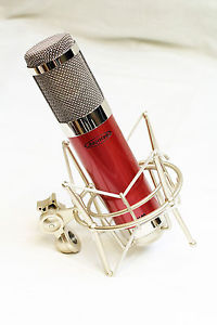 Avantone CV-95 large diaphragm multi-pattern value studio condenser microphone