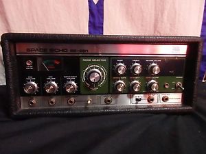 Vintage ROLAND RE-201 Space Echo  Delay re201 tape 555