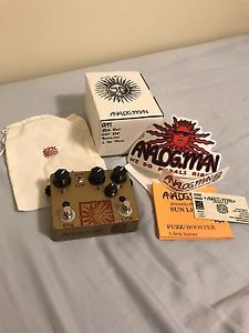 Analogman Sun Lion Fuzz Booster Red Dot NKT-275