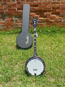 Fender Robert Schmidt Flogging Molly Signature Plectrum Ac/El Banjo w Case #4724