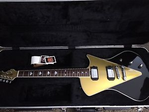 MUSIC MAN ARMADA BLACK GOLD L@@K !!