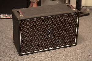 Vintage Vox Foundation 2x12 Oversized Guitar Cab