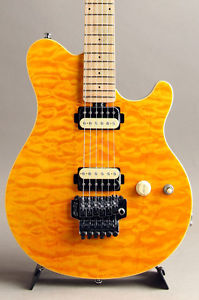 Sterling by MUSIC MAN AX40 Translucent Gold E-Guitar