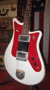 Vintage Circa 1967 EKO Electric Solidbody White Hi Lo Tron Pickups With Gig Bag