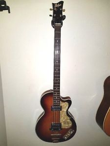 Hofner club bass guitar (194or 65)