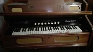 Harmonium en chene 18ème siècle