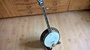 TENOR BANJO
