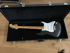Fender Stratocaster 1973 black & white