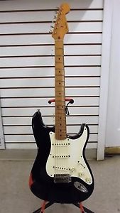 Fender 57 reissue stratocaster FREE SHIPPING