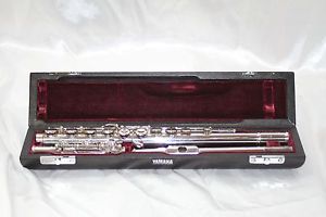 YAMAHA YFL-63 Silver flute good condition
