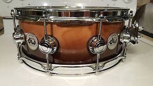 DW Collectors Exotic 14x5 Rotary Cherry over Maple snare drum