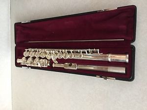 Yamaha Sterling Silver 461 Flute W/ Case Excellent Condition