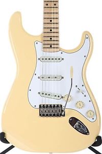 2016 Fender Artist Series Yngwie Malmsteen Stratocaster USA Vintage White