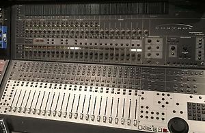 Avid Control 24 - Pro Tools Control Surface Digidesign Mixer Control|24