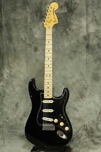 FENDER /Custom Shop Limited Edition 70 Stratocaster Relic Black w/hard case F/S