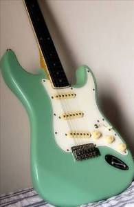 STRATOCASTER HAND MADE CUSTOM SHOP COPY FENDER VINTAGE 62 FLAMED NECK NITRO BODY