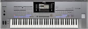 Yamaha Tyros 5 76 keys
