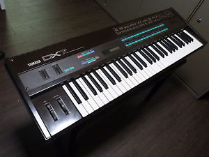 Yamaha DX7 Digital Vintage Synthesizer with E! Grey Matter Keyboard