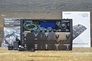 TC-Helicon VoiceLive 3 Extreme Vocal & Guitar Multi-Effects Processor Pedal