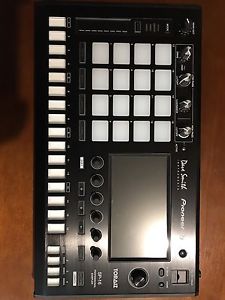 Pioneer DJ Toraiz SP-16 Professional Sampler and Sequencer Dave Smith
