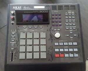 AKAI MPC 3000 LE LIMITED EDITION drum 32mb SAMPLER/PADS v 3.11