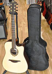 Lag Master T1515DCE / Lâg T1515 DCE Dreadnought w/ Crococase - Made In France