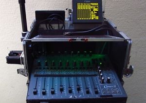 console de mixage  numérique Cameo II  Zaxcom  8 préamplis micro/8 sorties