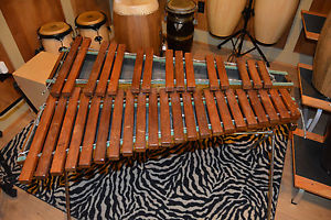 Deagan Vintage Standard Xylophone No. 803 w/ stand and case