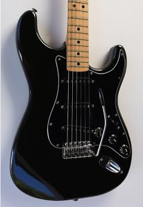 1978 Fender Stratocaster BLACK On BLACK w/Original Case  ~~MINTY~~ Vintage 1970s
