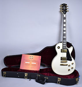2006 Gibson Les Paul Custom "Custom Shop" Alpine White Guitar w/OHSC