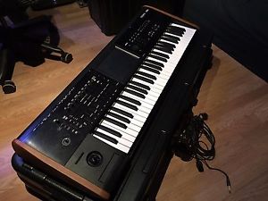 Korg Kronos-61 Keyboard Synthesizer
