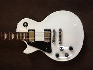 Wonderful Gibson Les Paul Studio 2013 Left-handed  New old stock