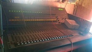 DIGIDESIGN Control24 Mischpult AVID ProTools + Lizenz