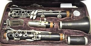1961 Selmer France Series 9 Clarinet with HS* Mouthpiece in Chesterfield Case