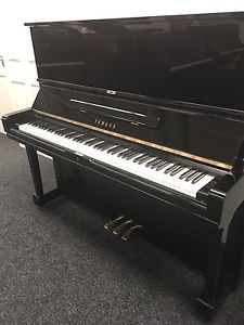 Yamaha U3M Upright Piano  **3 Yr Guarantee**