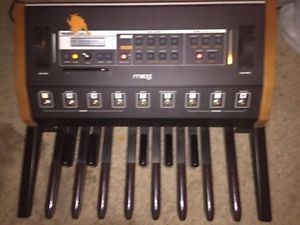 Moog Taurus 3 Pedals Synthesizer