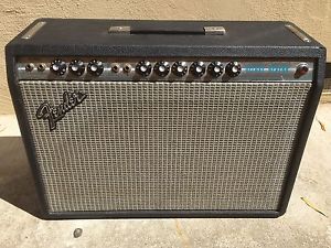 Vintage Fender Deluxe Reverb Silverface