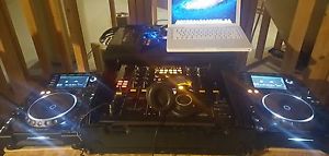 Pioneer CDJ 2000 NEXUS and DJM 2000