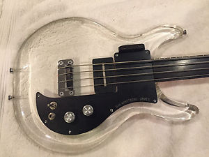 AMPEG DAN ARMSTRONG 1970 LUCITE FRETLESS BLACK BEAUTY BASS GUITAR+CASE,69,70,71
