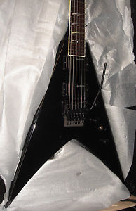 DEAN DAVE MUSTAINE V VMNT FLOYD ROSE ELECTRIC GUITAR  w/ Hardshell Case BLACK #2