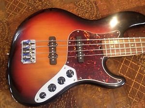 Fender American, Deluxe Jazz Bass